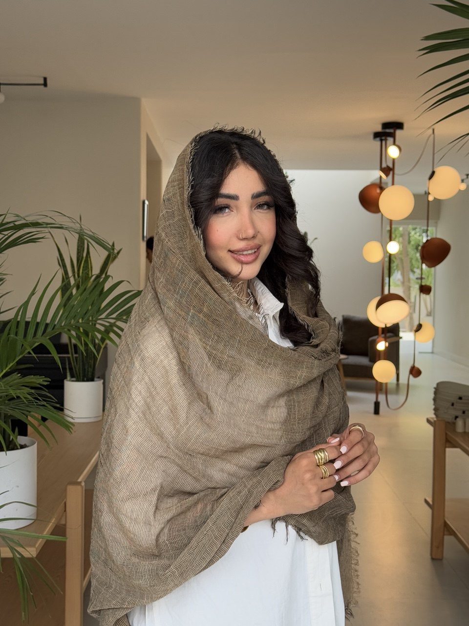 شال زنانه دور ریشه راه راه