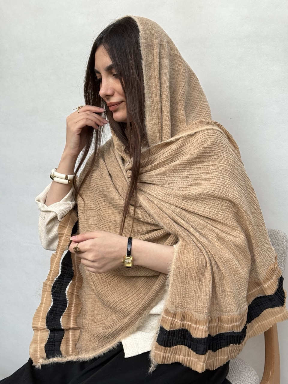 شال پلیسه دانتل دار
