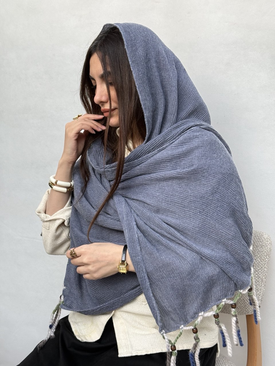 شال پلیسه آویز مهره